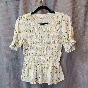 MelloDay Smocked Floral Puff Sleeve Top Size S